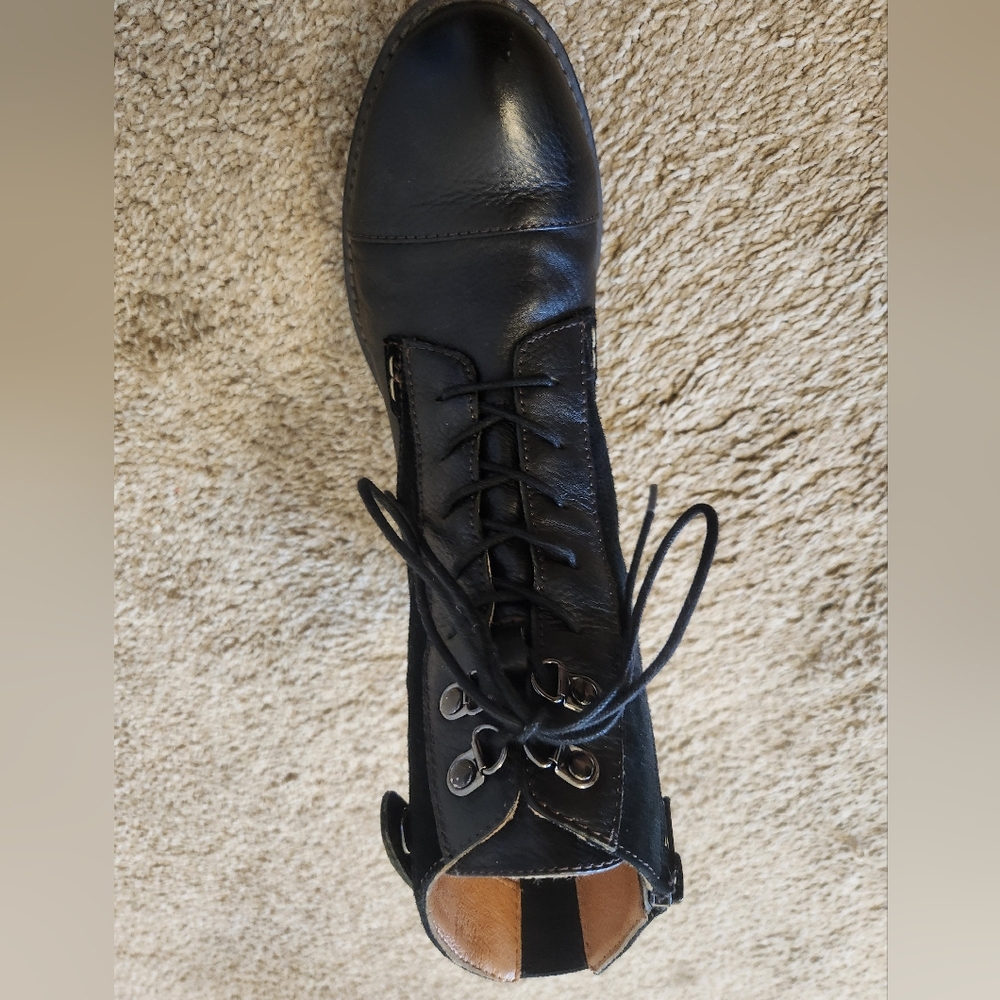 Montana Artisan Suede Black Leather Lace-Up Ankle Boots - Picture 10 of 13